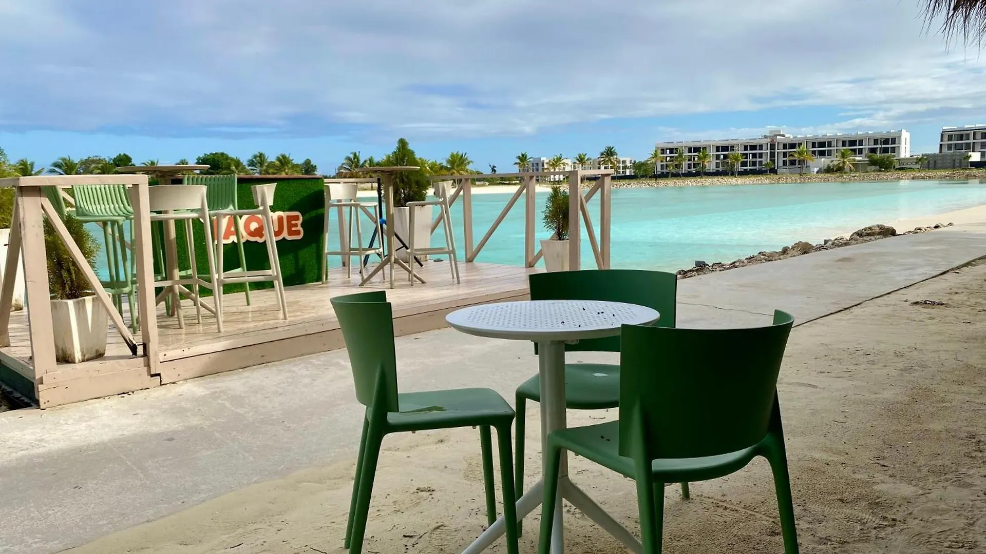Golf Course Lake Confy Apt 1- Bedroom Punta Cana